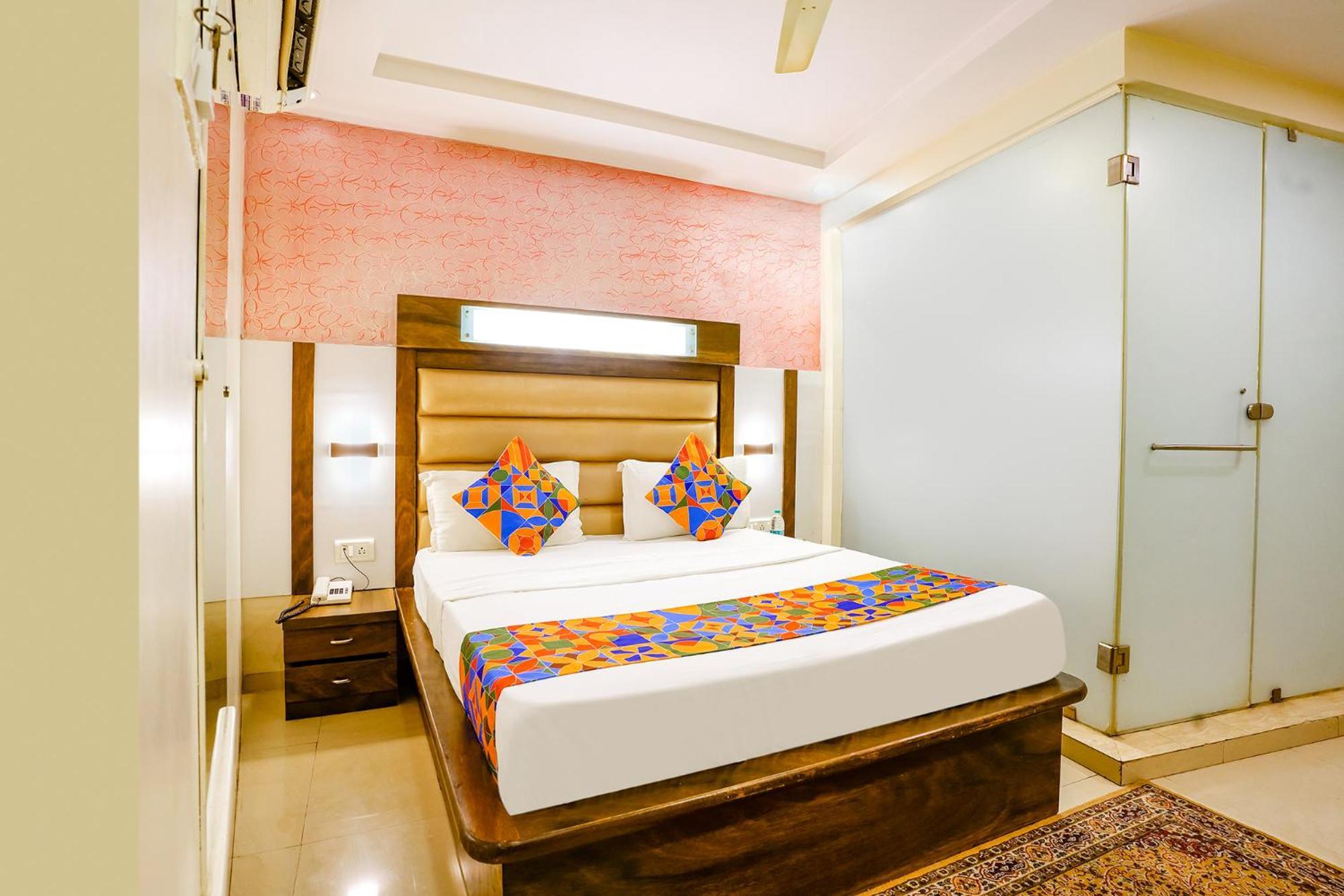 Hotel Naivedhya By Kwality Inn Thane Ngoại thất bức ảnh