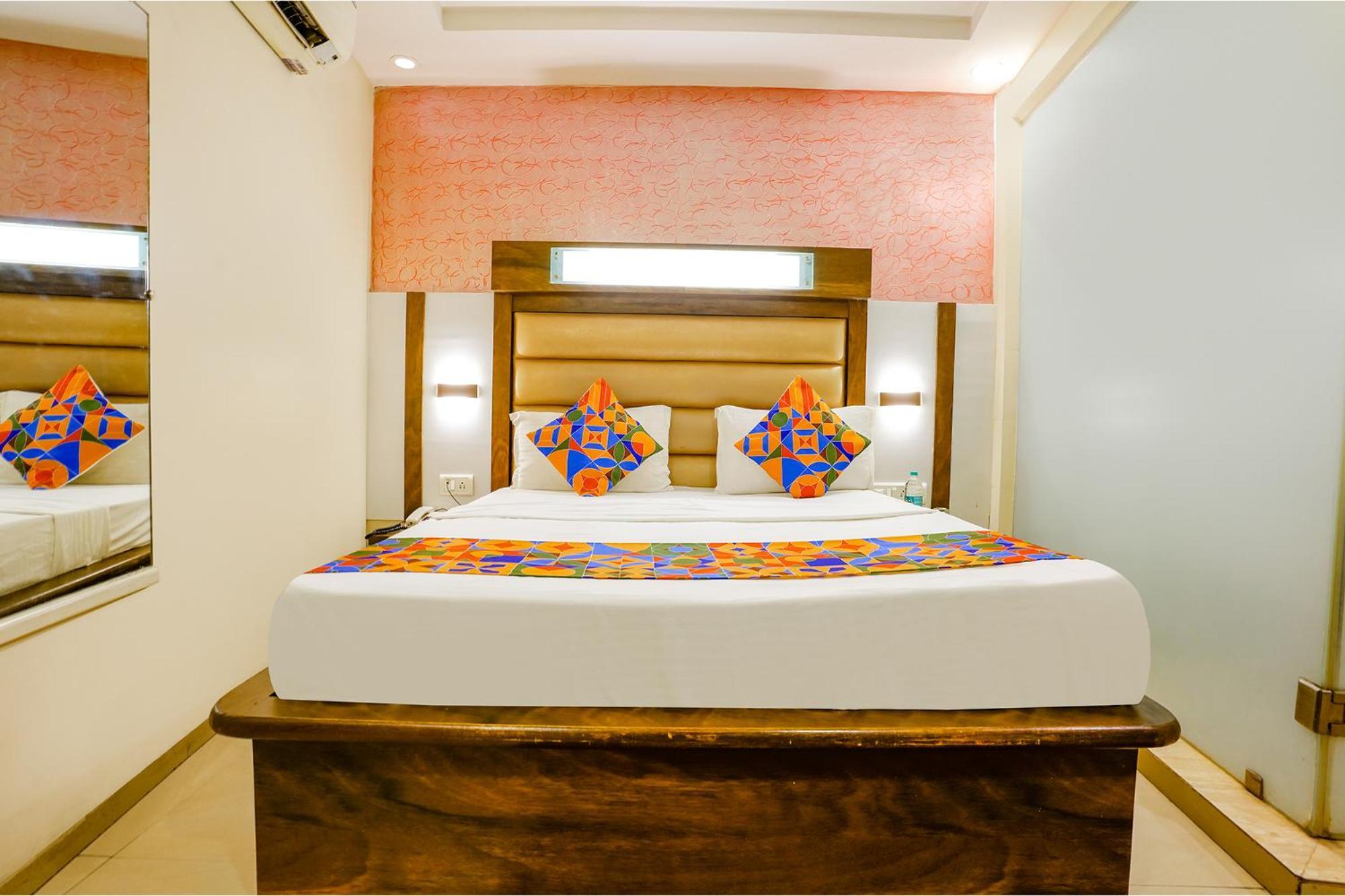 Hotel Naivedhya By Kwality Inn Thane Ngoại thất bức ảnh