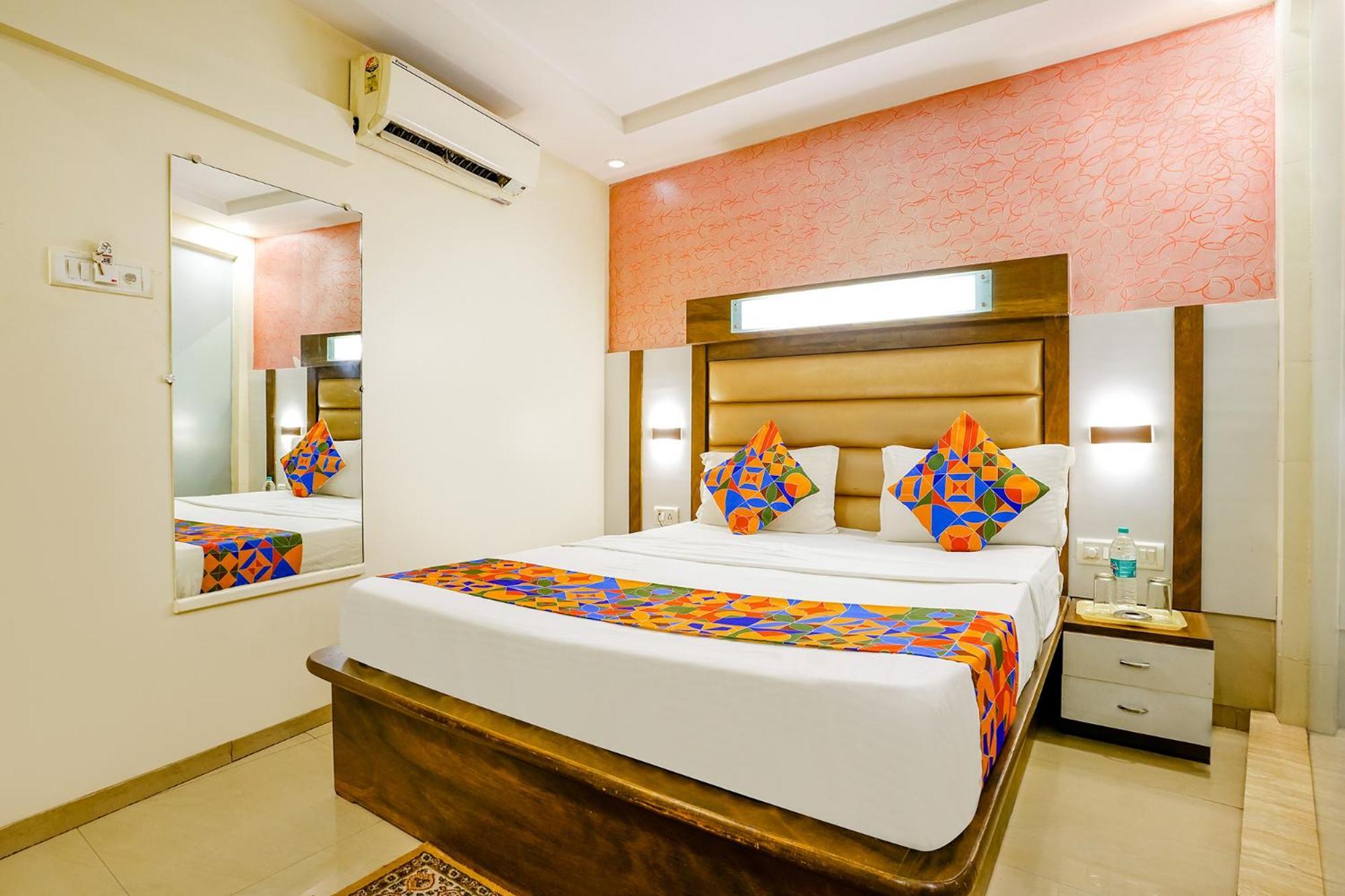 Hotel Naivedhya By Kwality Inn Thane Ngoại thất bức ảnh