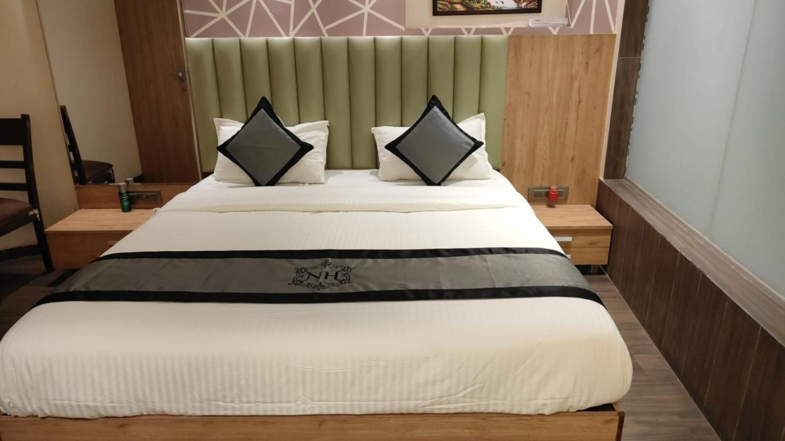 Hotel Naivedhya By Kwality Inn Thane Ngoại thất bức ảnh