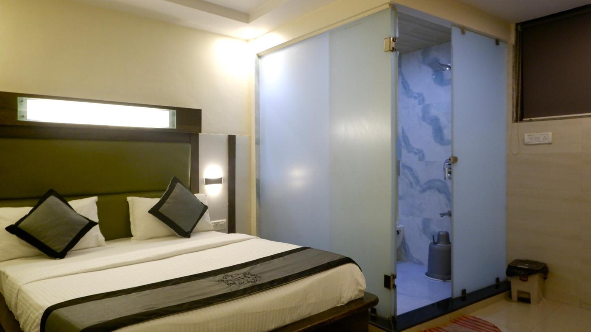 Hotel Naivedhya By Kwality Inn Thane Ngoại thất bức ảnh